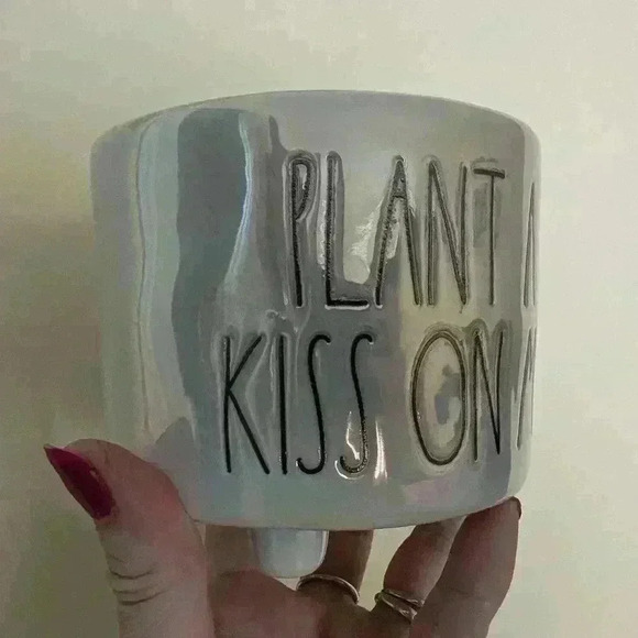 Rae Dunn  iridescent small plant pot says plant a kiss on me - Picture 5 of 7